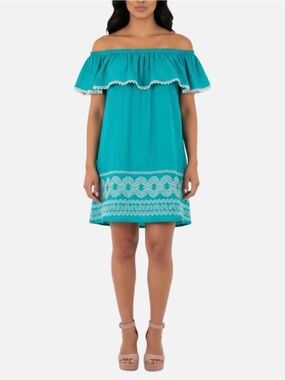 Resort Wear Off the Shoulder Dress
